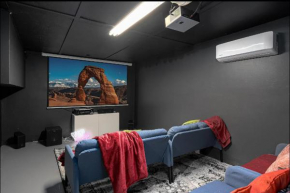 Secluded Gem w-Movie Theater Near Soccer Stadium